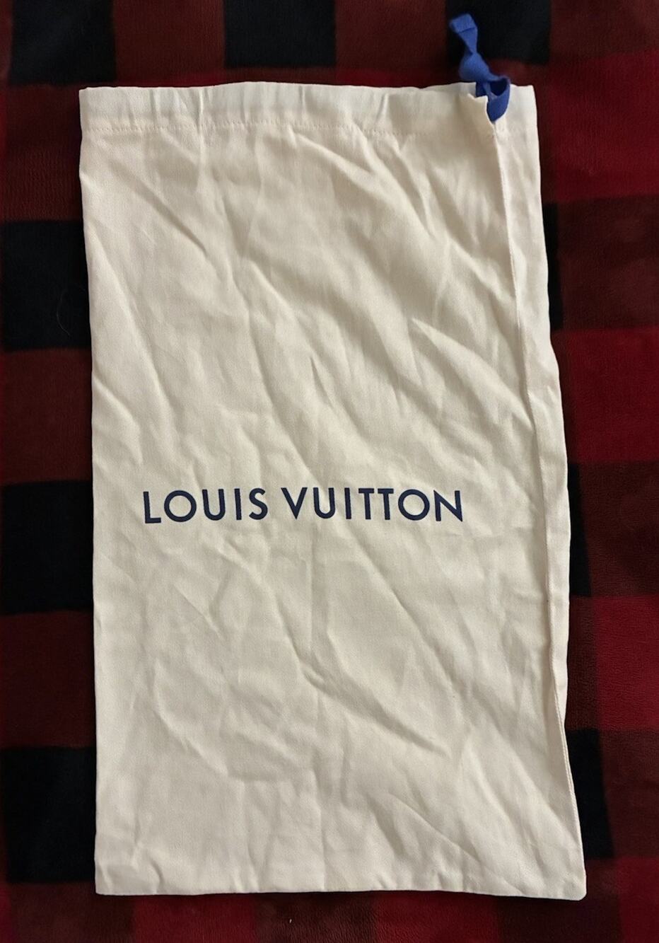 Louis Vuitton Beige/Blue Drawstring Logo Dustbag Pouch women’s/mens 19.5x11.5